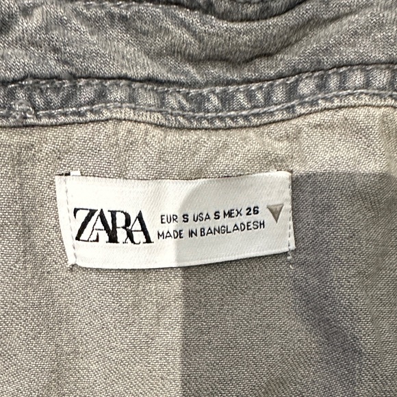 Zara Light Gray Denim Shirt - Picture 2 of 5
